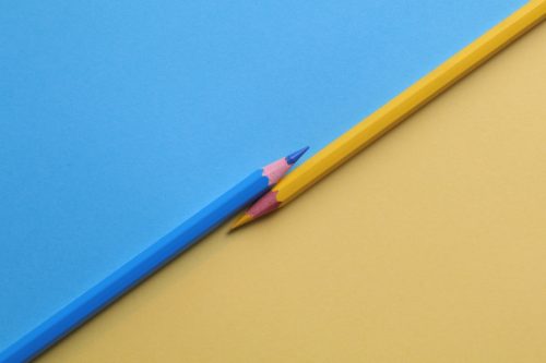 yellow-and-and-blue-colored-pencils